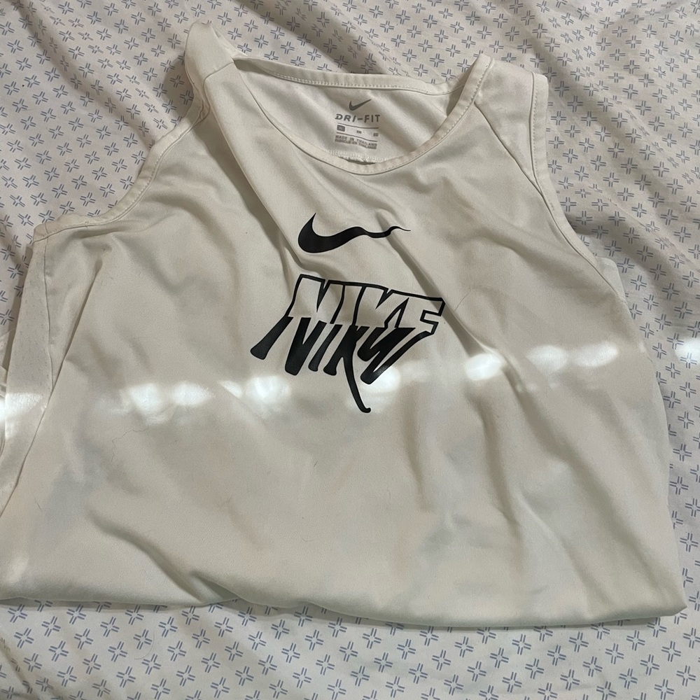 Athletic top - Picture 4 of 4